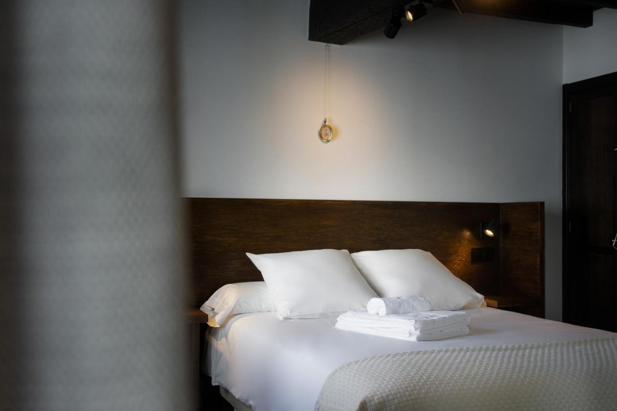 La Antigua Fonda Relator Apartment Hervas Bagian luar foto
