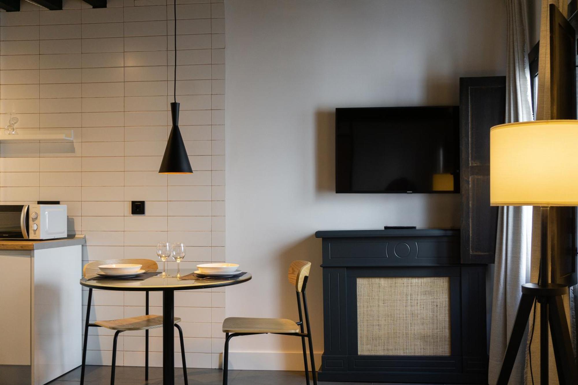 La Antigua Fonda Relator Apartment Hervas Bagian luar foto